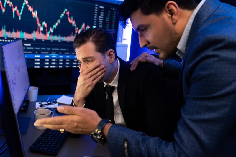 Top Forex Scams in 2025: How to Avoid Fraudulent Ponzi Schemes and Scams